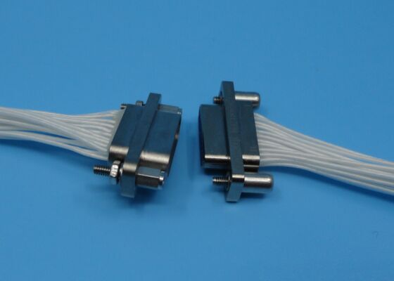 Connettore serie J30J Presa femmina a 21 pin Contatto centrale Placcatura in oro con filo bianco 500 mm per Satcom, sensori